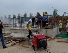 1-2106221U635N6.jpg